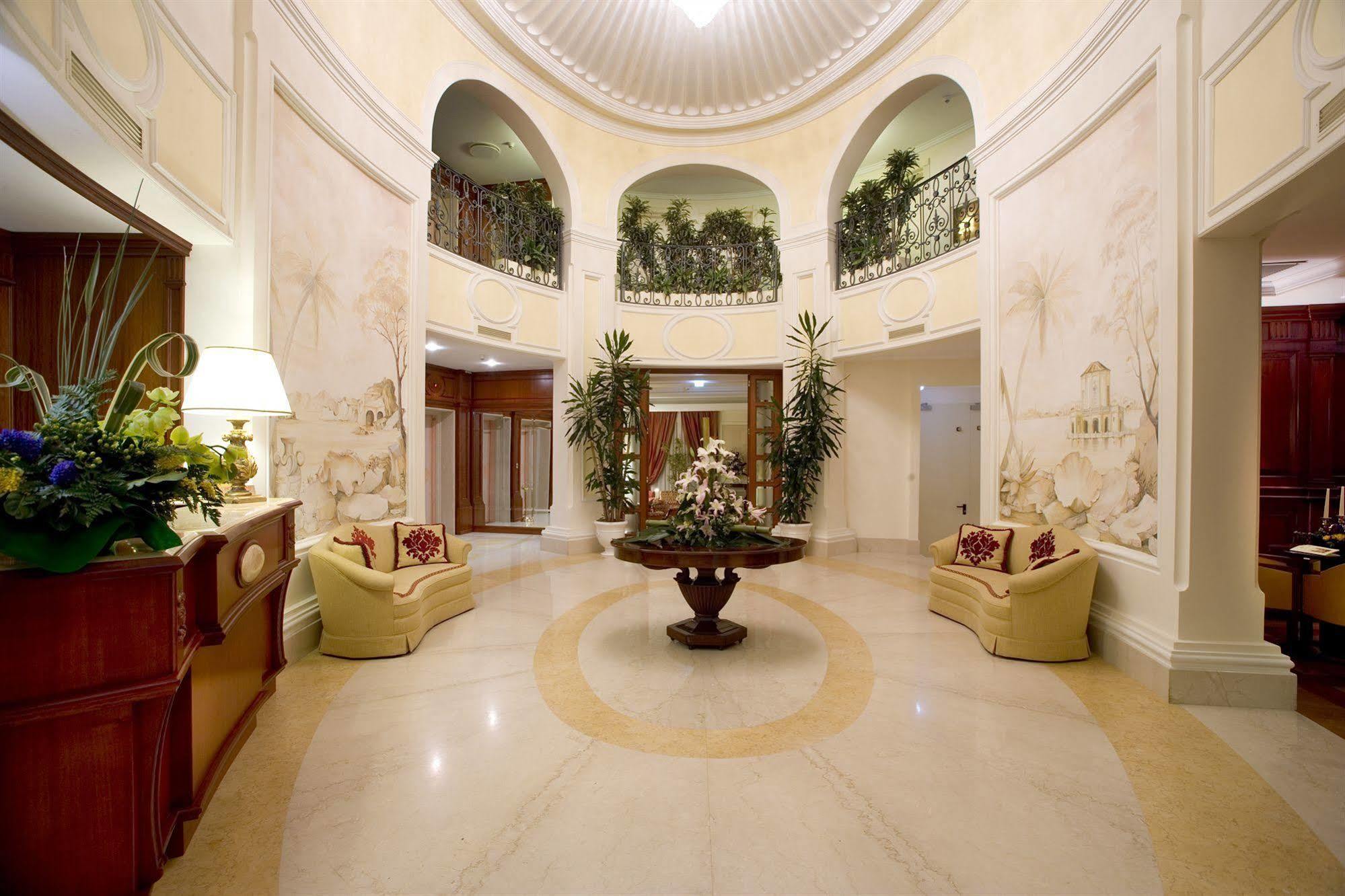 Palazzo Alabardieri Napoli Interior foto